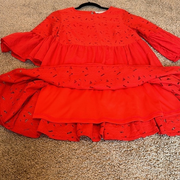 Flying tomato Small Red short tiered ruffle bell sleeve crocheted mini dress - Picture 9 of 11